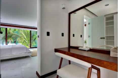 Luxury Vista In Playa Del Carmen!