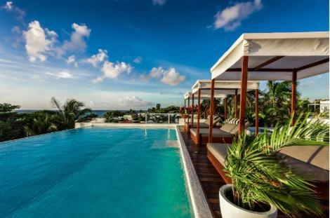 Luxury Vista In Playa Del Carmen!