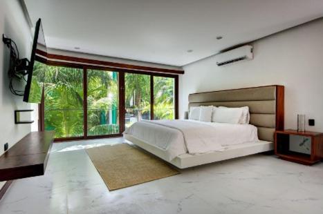 Villa Luxury Vista In Playa Del Carmen!