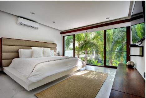 Luxury Vista In Playa Del Carmen! *