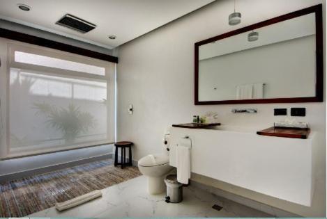 Villa Luxury Vista In Playa Del Carmen!